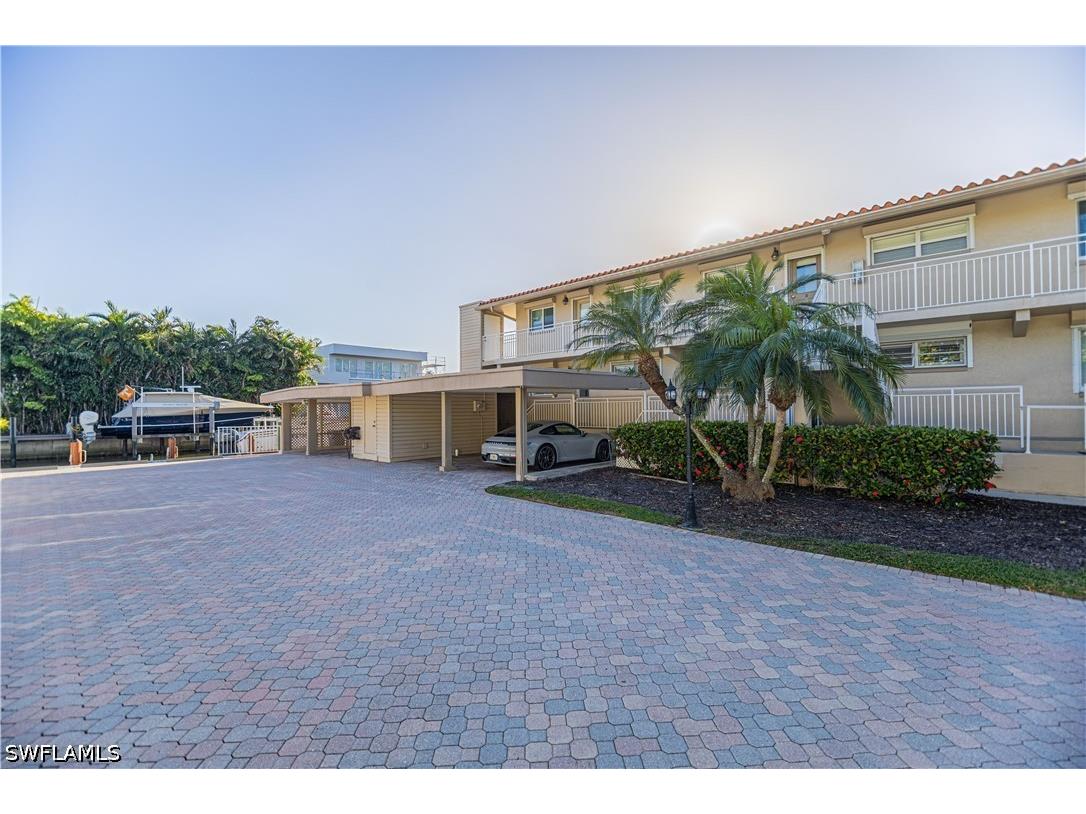 320 14th Avenue S #320E Naples FL 34102 226024825 image20