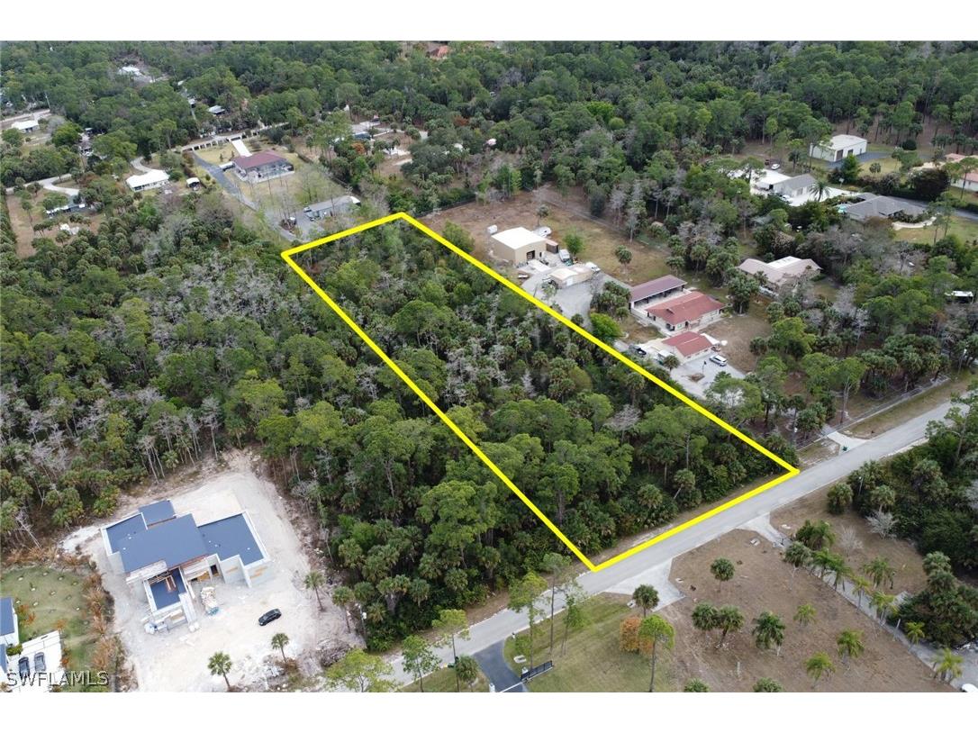 320 3rd Street NW Naples FL 34120 226011399 image2