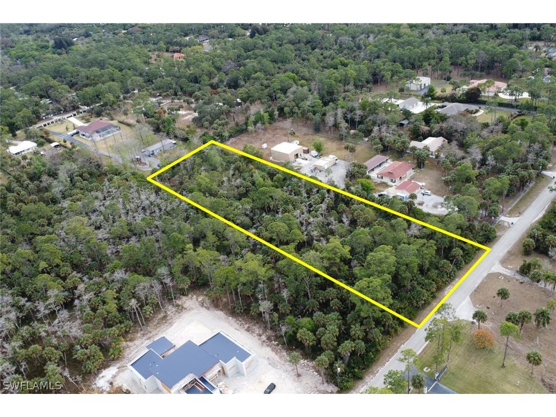 320 3rd Street NW Naples FL 34120 226011399 image3