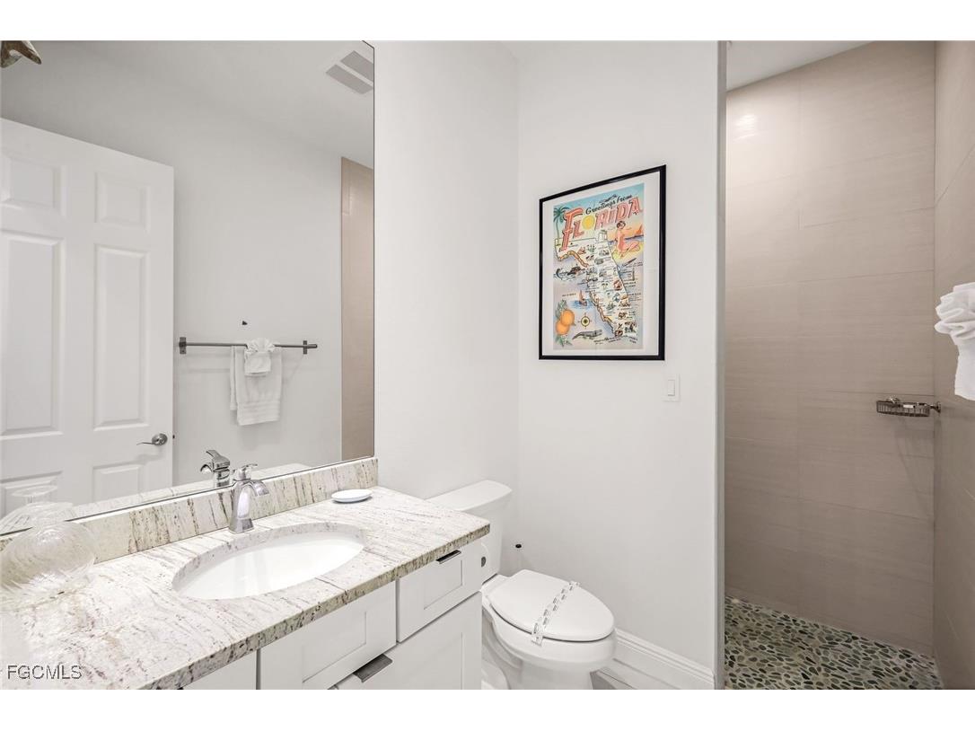 320 Bayshore Drive Cape Coral FL 33904 2026001261 image24