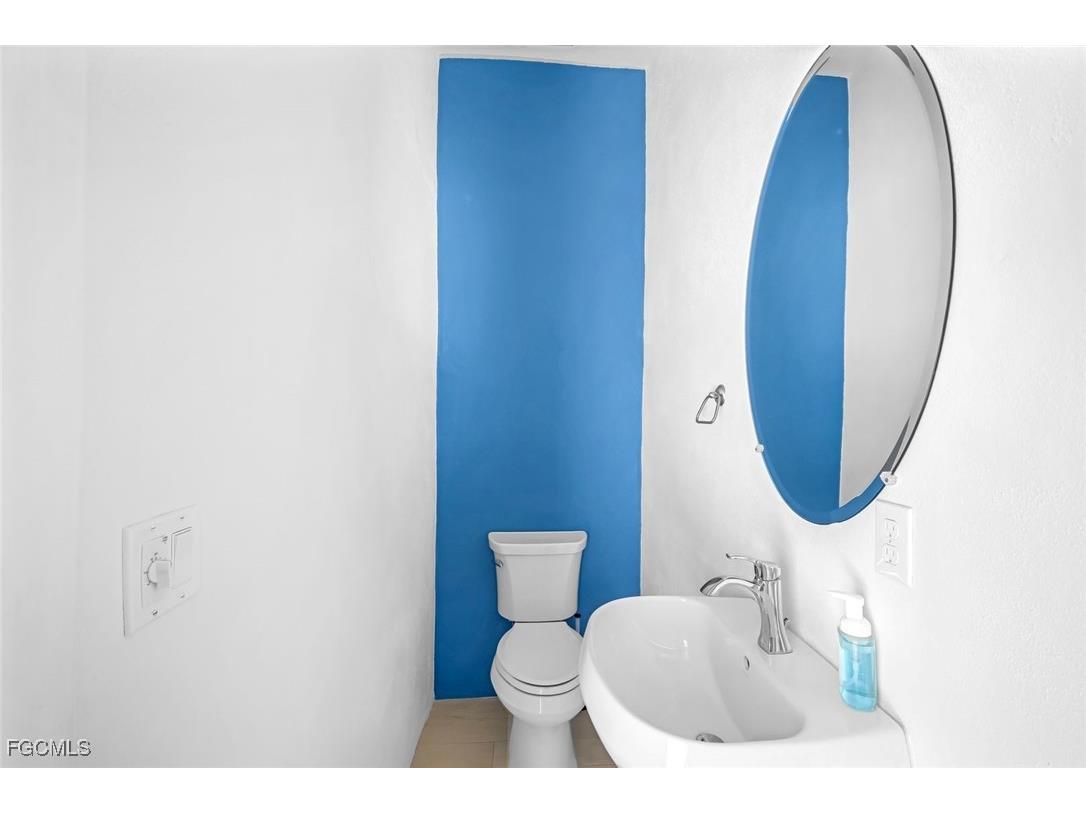 320 Bayshore Drive Cape Coral FL 33904 2026001261 image39