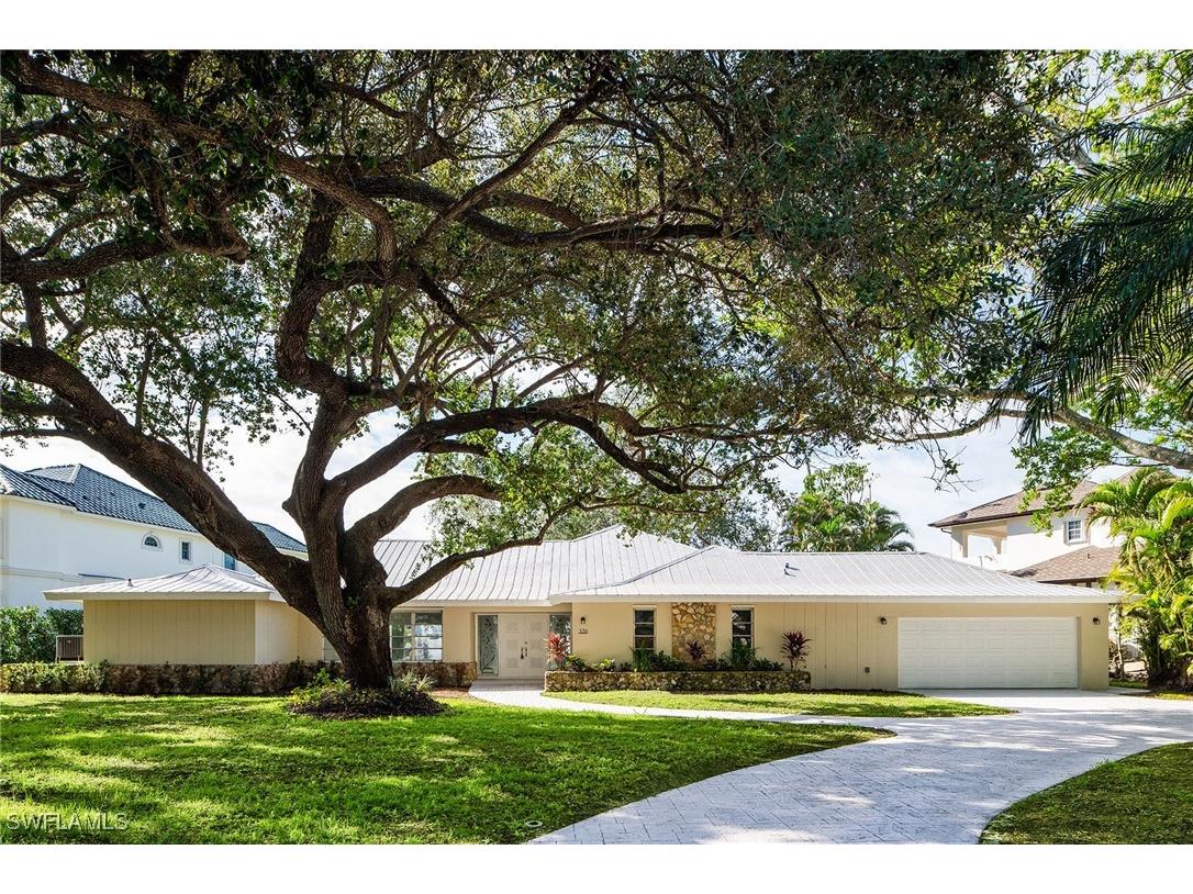 320 Bow Line Drive Naples FL 34103 225074828 image1