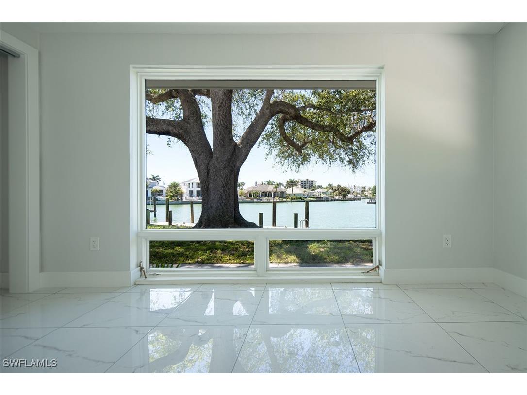 320 Bow Line Drive Naples FL 34103 225074828 image3