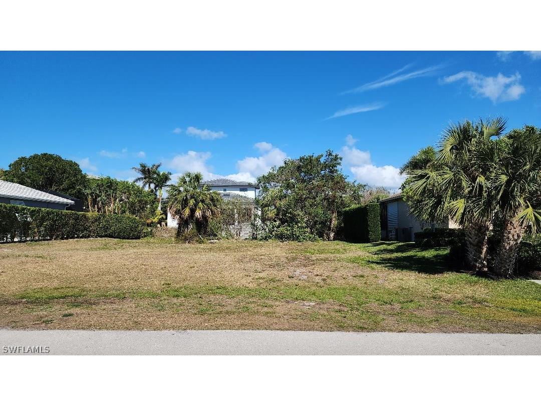 320 Colonial Avenue Marco Island FL 34145 223007988 image1