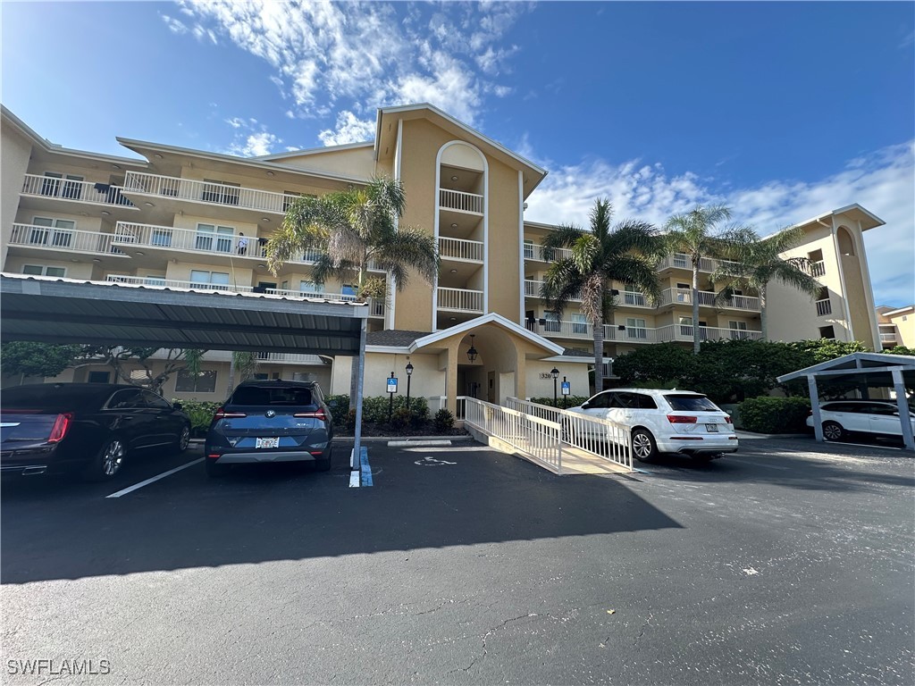 320 Horse Creek Drive #105 Naples FL 34110 225068755 image1