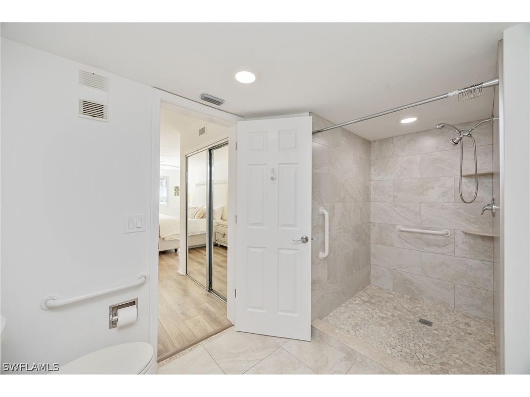 320 Horse Creek Drive #308 Naples FL 34110 226006842 image16