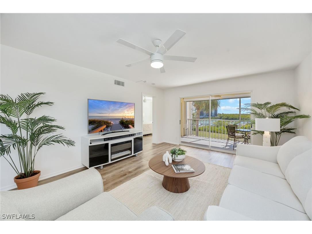 320 Horse Creek Drive #308 Naples FL 34110 226006842 image4