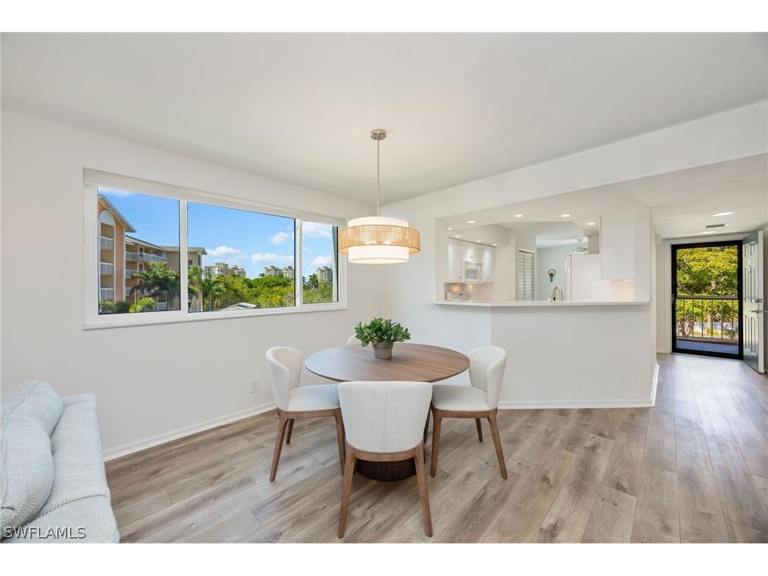 320 Horse Creek Drive #308 Naples FL 34110 226006842 image5