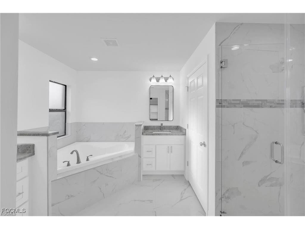 320 Lincoln Boulevard Lehigh Acres FL 33936 2025017993 image21