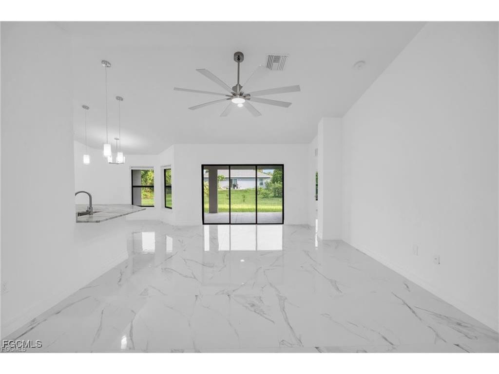 320 Lincoln Boulevard Lehigh Acres FL 33936 2025017993 image25