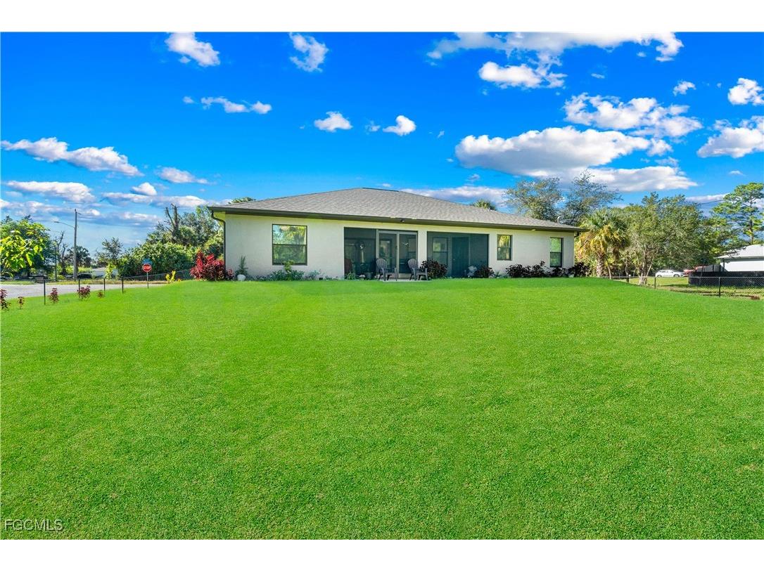 320 Lincoln Boulevard Lehigh Acres FL 33936 2025017993 image27