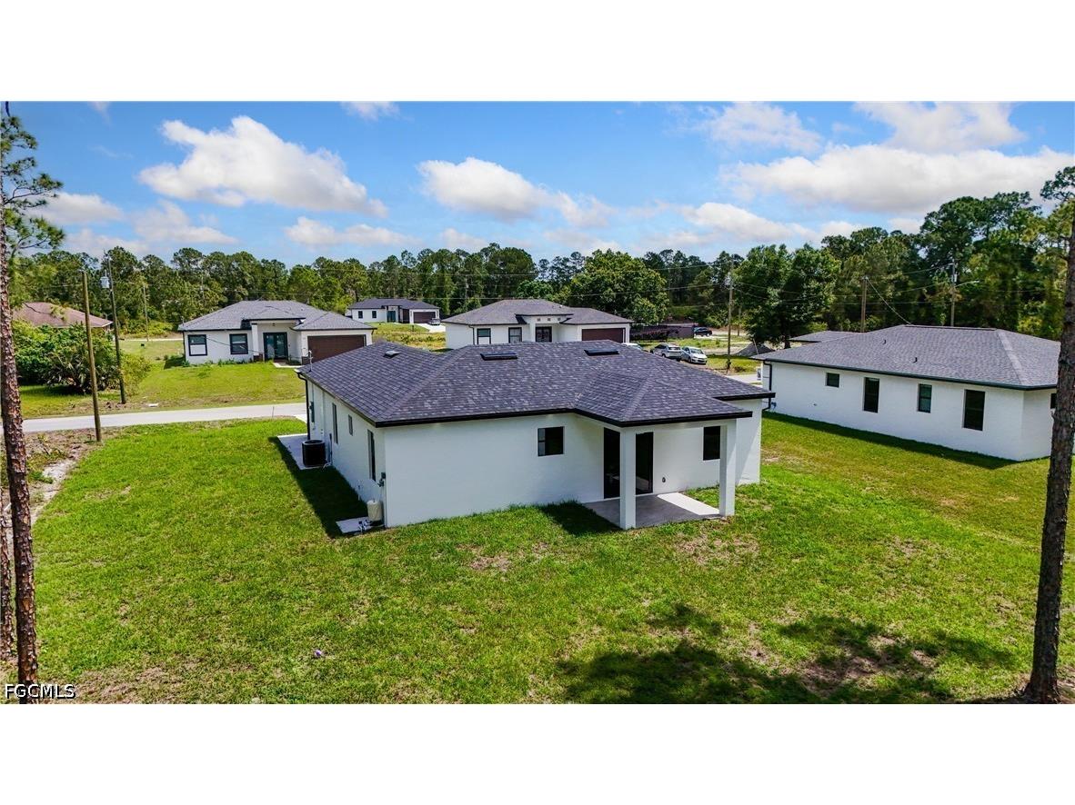 320 Loire Avenue S Lehigh Acres FL 33974 2026016245 image19