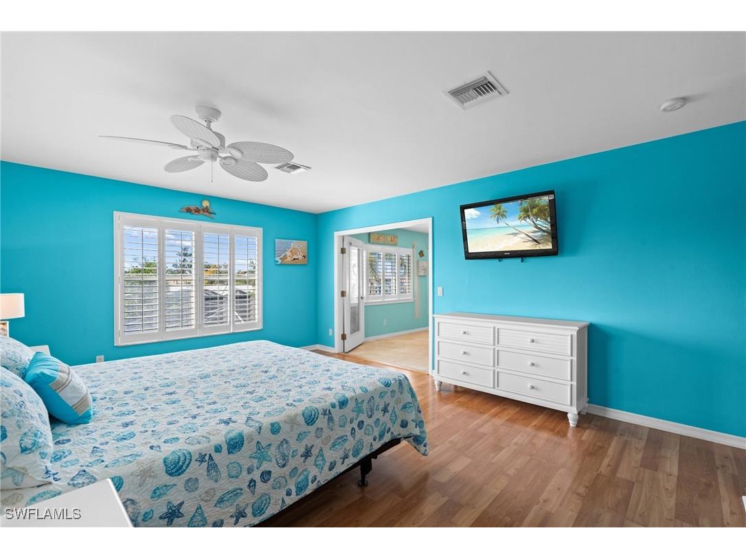 320 Madison Court Fort Myers Beach FL 33931 225044670 image16