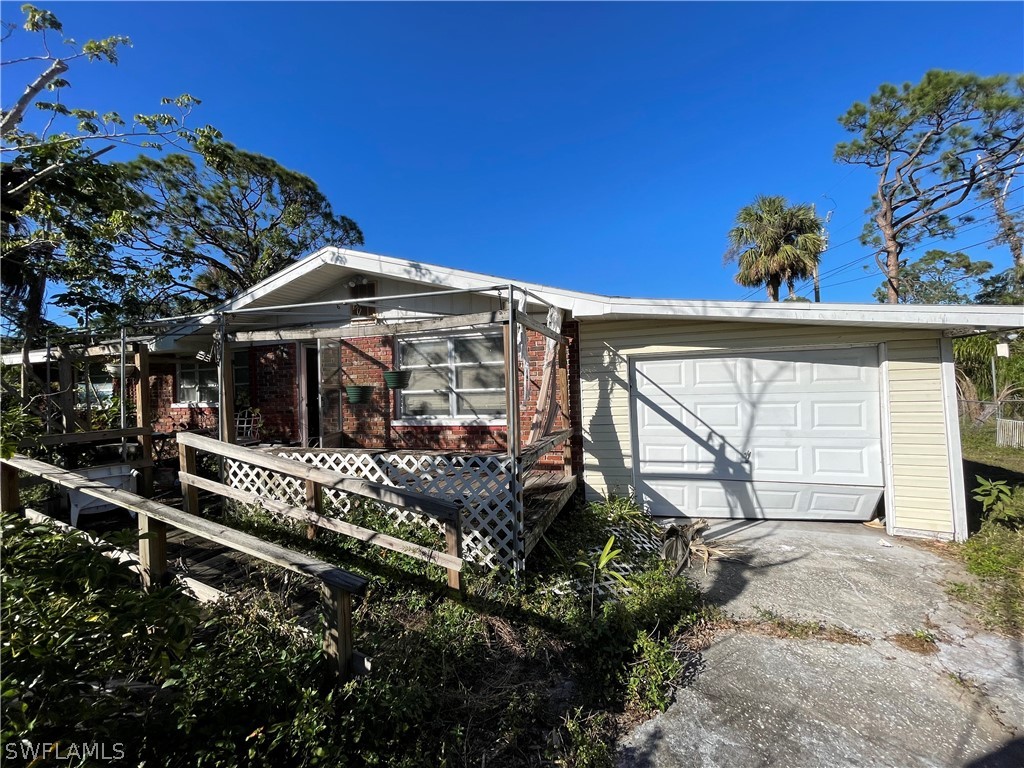 320 Monterey Street North Fort Myers FL 33903 222090401 image1