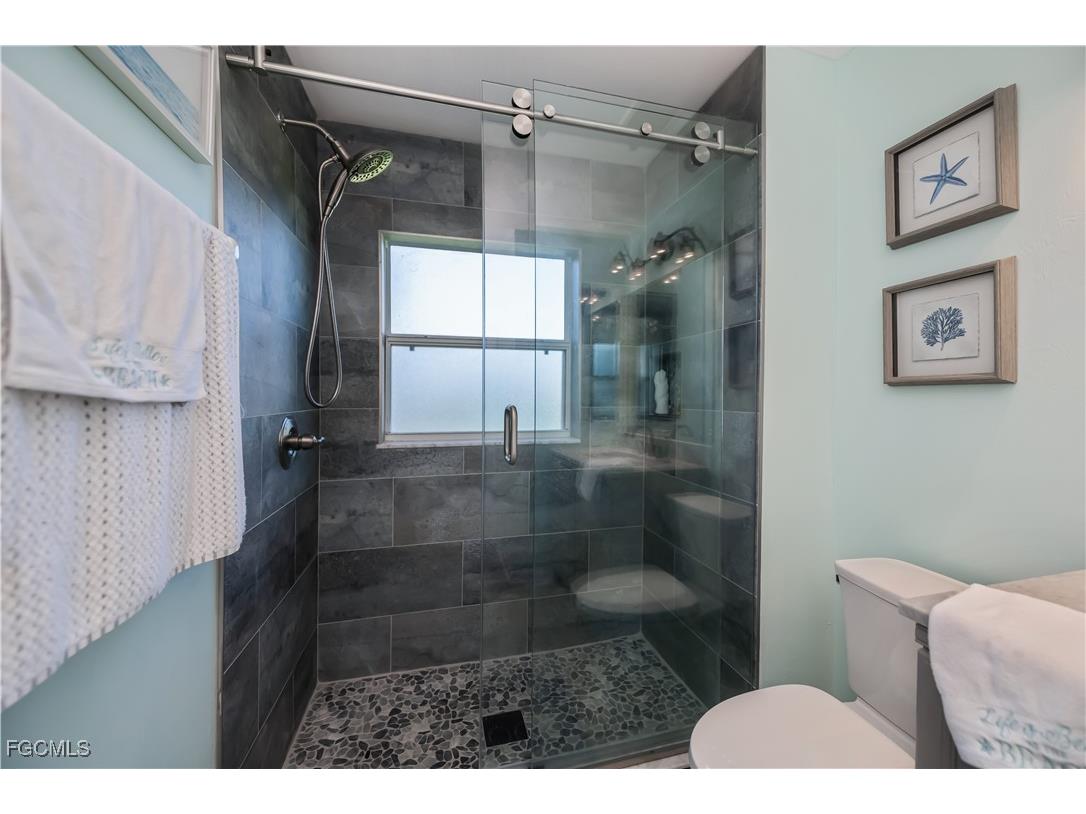 320 NW 13th Street Cape Coral FL 33993 2025002291 image26