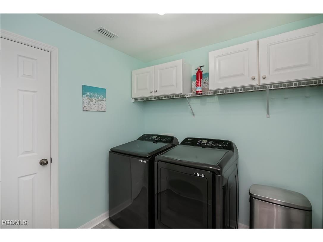 320 NW 13th Street Cape Coral FL 33993 2025002291 image34