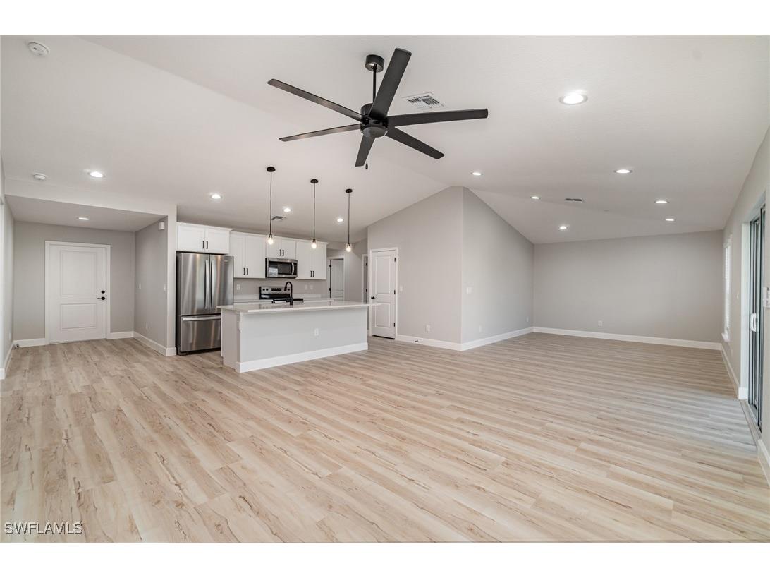 320 NW 1st Terrace Cape Coral FL 33993 224085831 image1