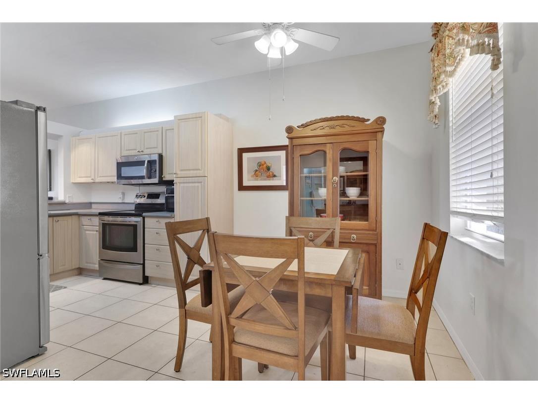 320 Robin Hood Circle #101 Naples FL 34104 226017273 image10