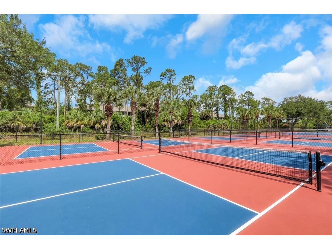 320 Robin Hood Circle #101 Naples FL 34104 226017273 image27
