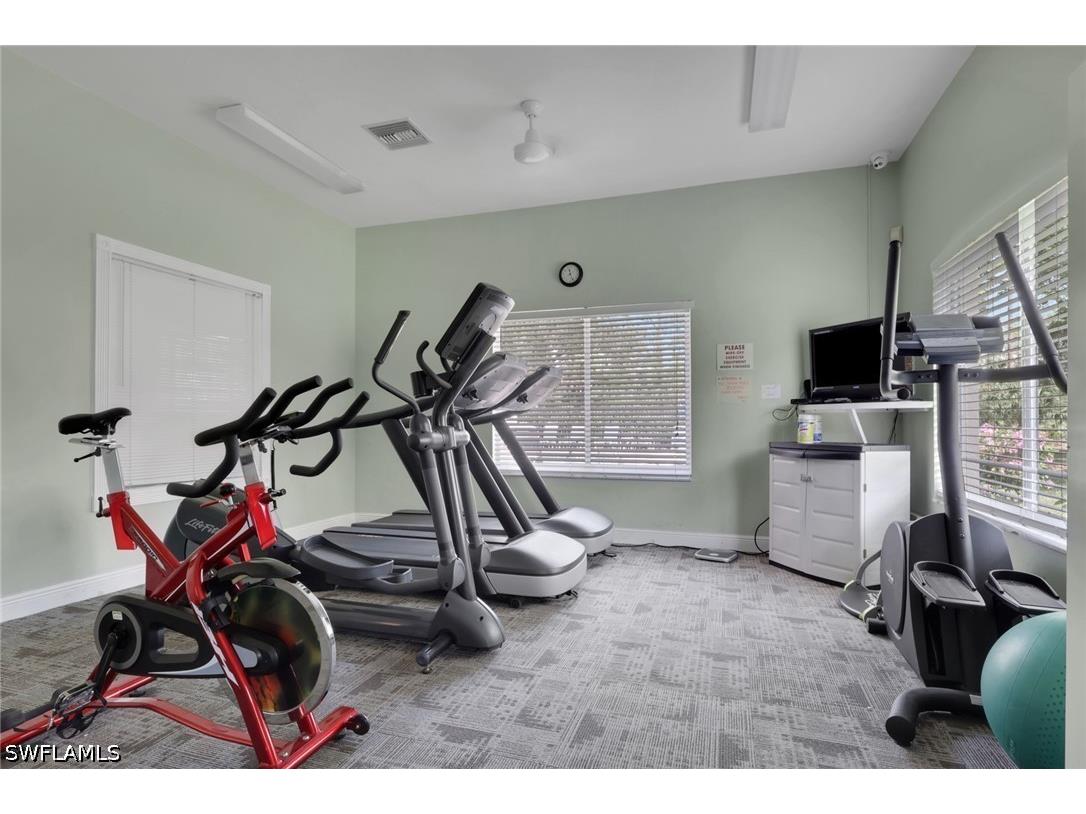 320 Robin Hood Circle #101 Naples FL 34104 226017273 image33