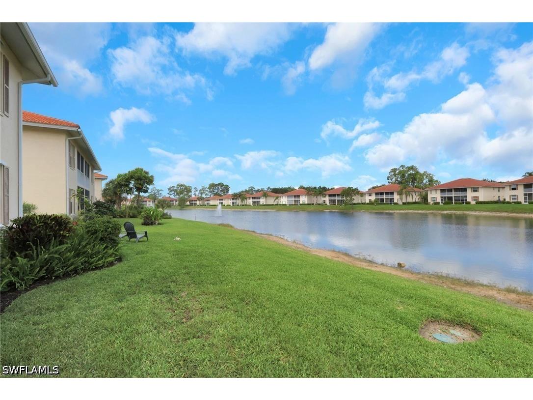 320 Robin Hood Circle #101 Naples FL 34104 226017273 image4