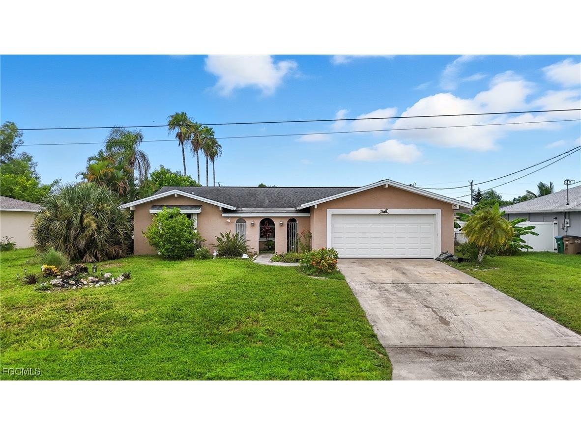 320 SE 17th Place Cape Coral FL 33990 2025010383 image1