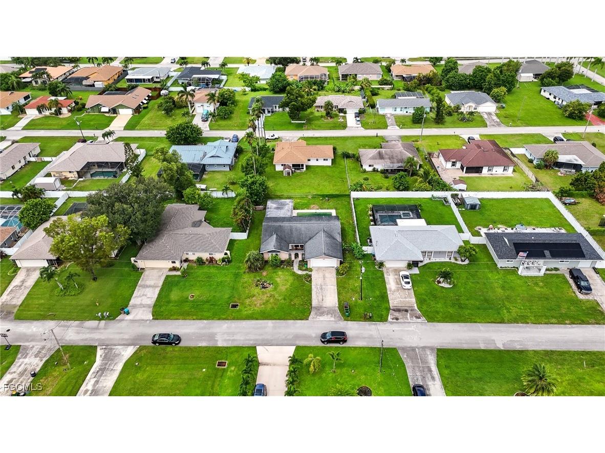 320 SE 17th Place Cape Coral FL 33990 2025010383 image23