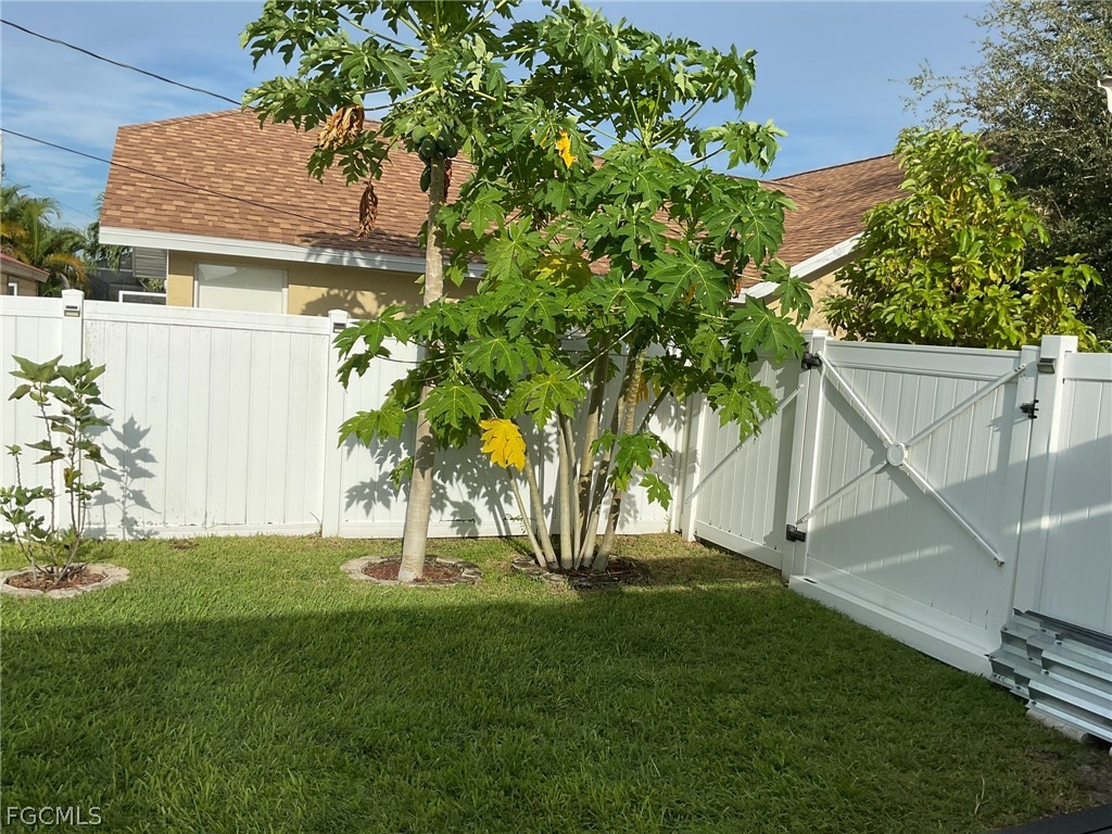 320 SE 28th Terrace Cape Coral FL 33904 2026006811 image12