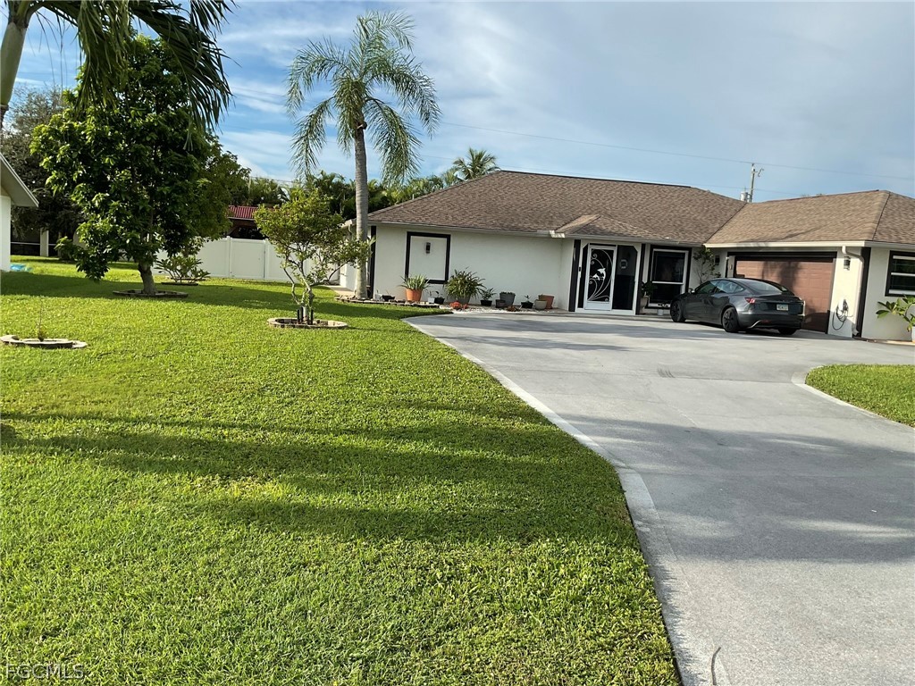320 SE 28th Terrace Cape Coral FL 33904 2026006811 image3