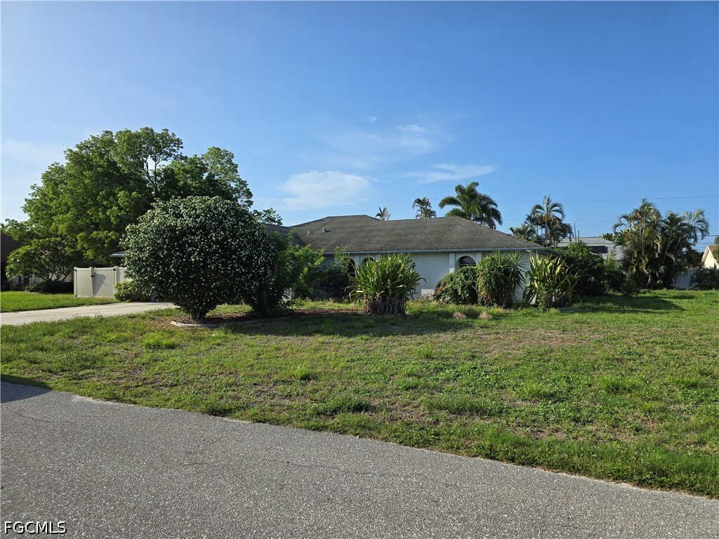 320 SE 2nd Street Cape Coral FL 33990 2026024108 image1