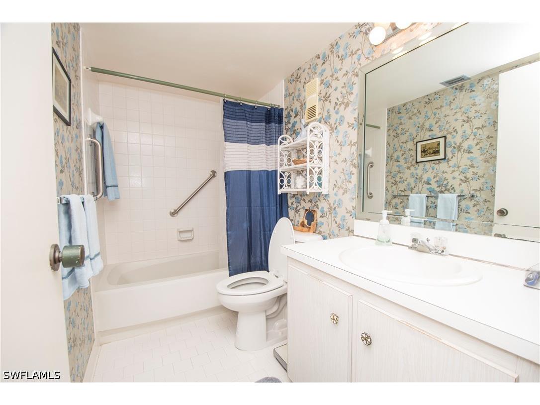 320 Seaview Court #1011 Marco Island FL 34145 226014069 image9