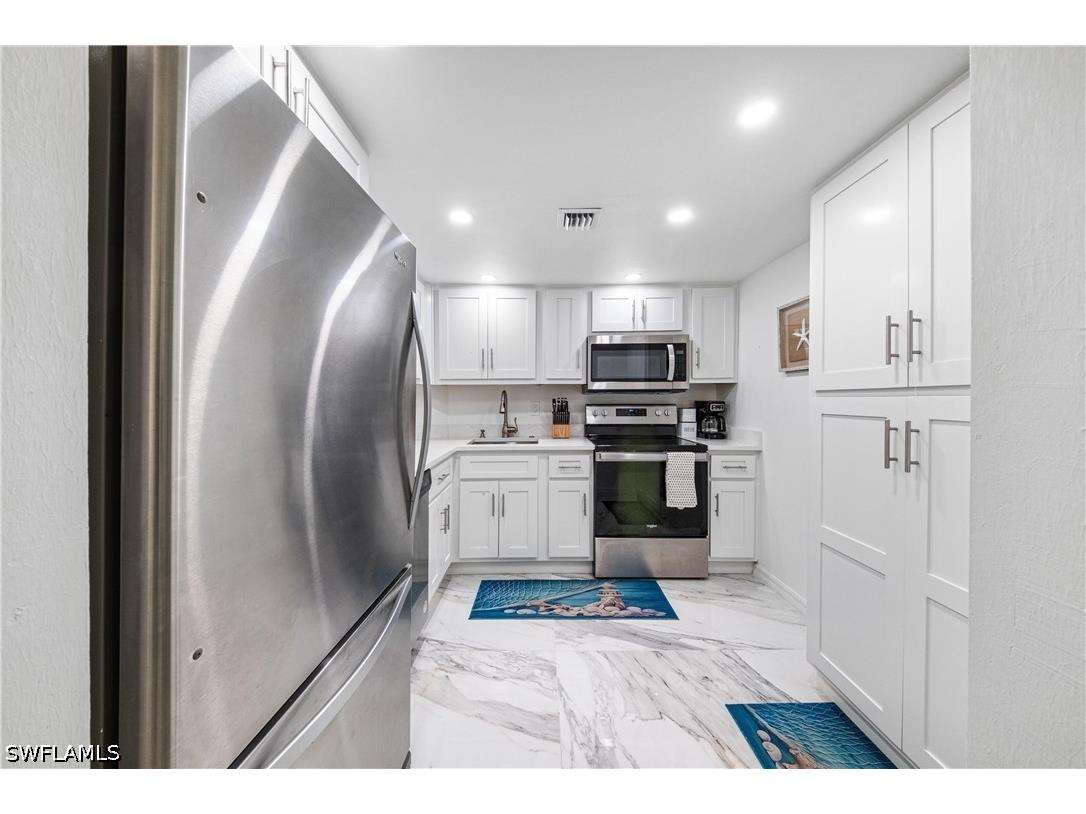 320 Seaview Court #1207 Marco Island FL 34145 226020587 image10