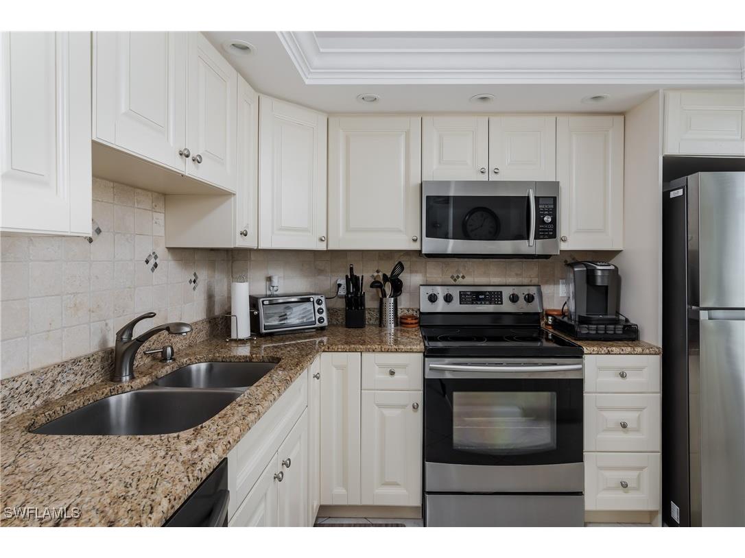 320 Seaview Court #1212 Marco Island FL 34145 224077582 image3