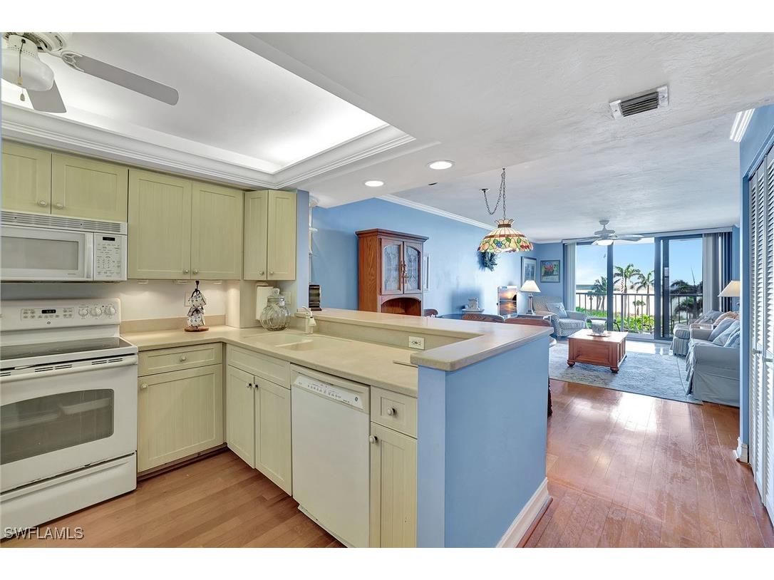 320 Seaview Court #2-305 Marco Island FL 34145 225045648 image12
