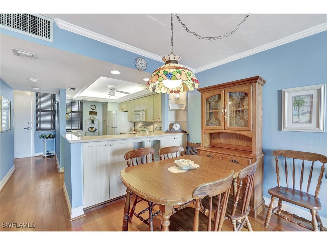 320 Seaview Court #2-305 Marco Island FL 34145 225045648 image14