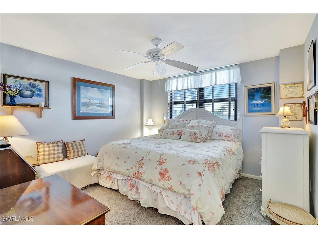 320 Seaview Court #2-305 Marco Island FL 34145 225045648 image18