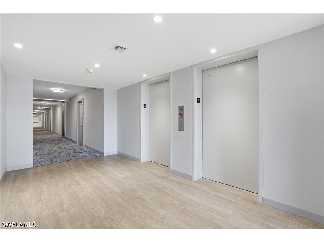 320 Seaview Court #2-408 Marco Island FL 34145 226013377 image37