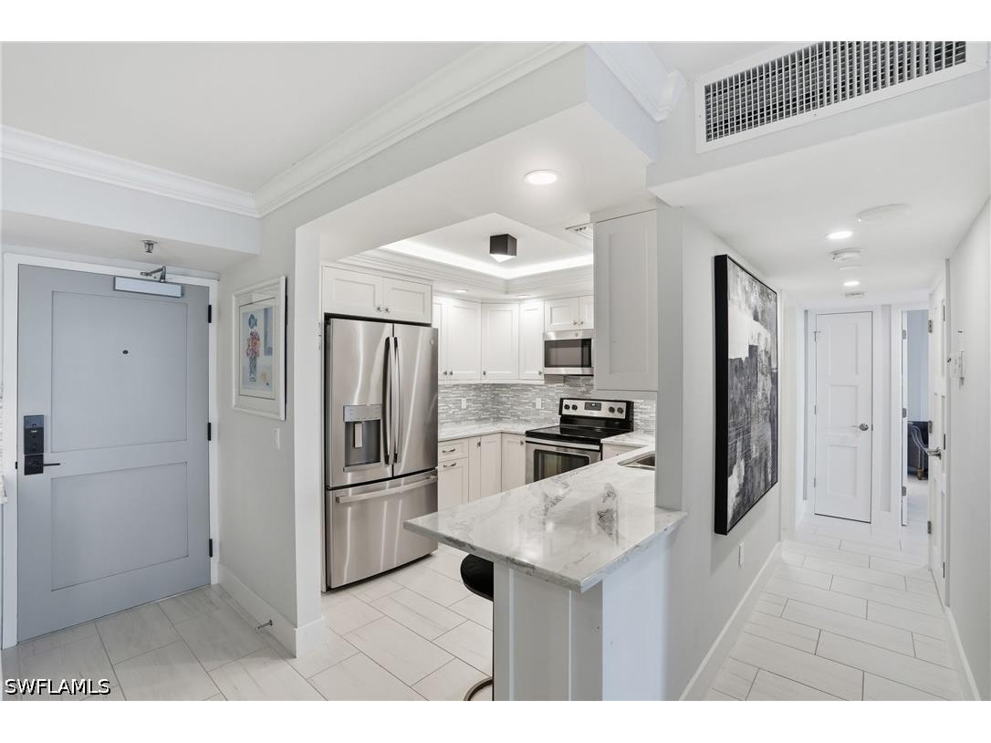 320 Seaview Court #2-408 Marco Island FL 34145 226013377 image8