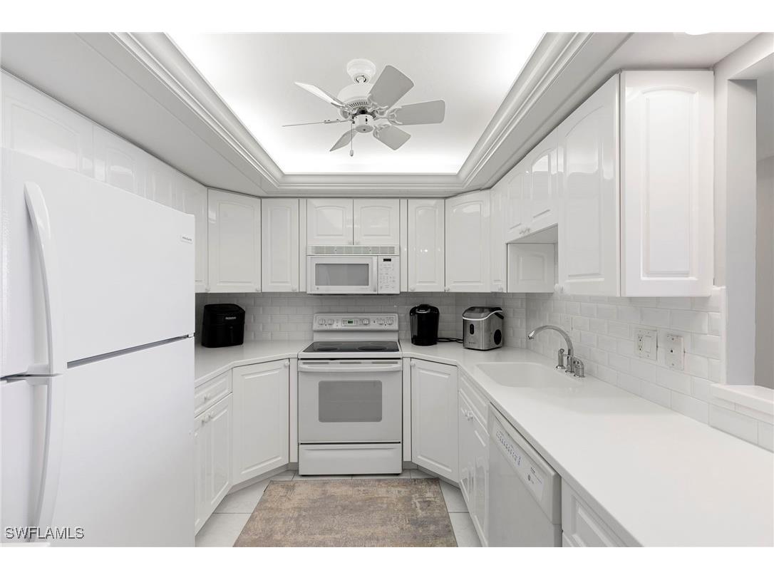 320 Seaview Court #2-709 Marco Island FL 34145 225079689 image4