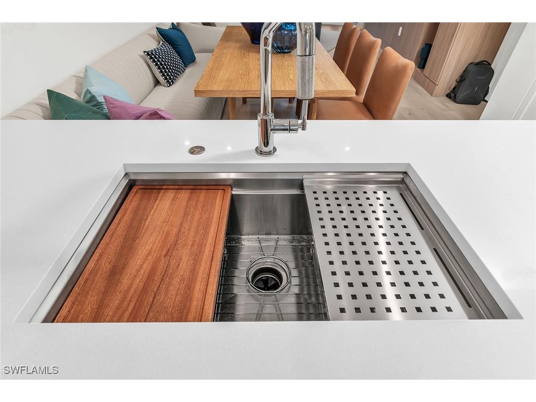 320 Seaview Court #2001 Marco Island FL 34145 225076252 image11