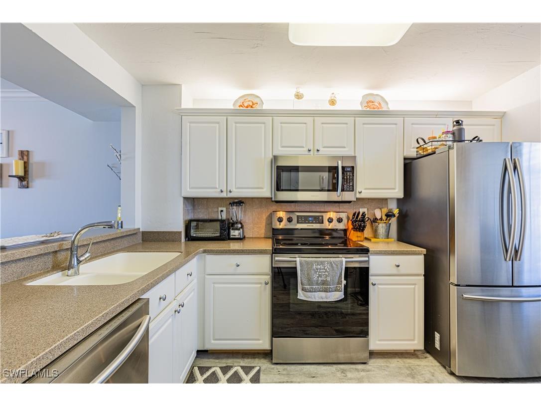 320 Seaview Court #2004 Marco Island FL 34145 226004391 image12
