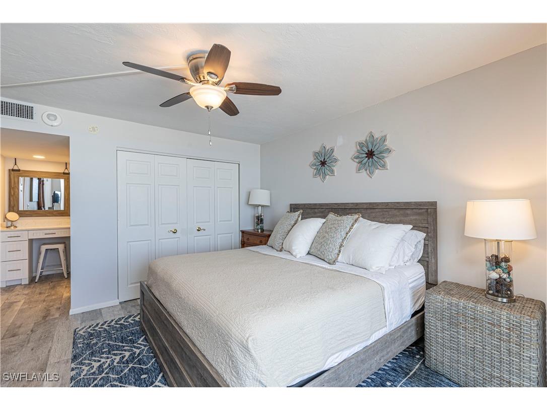 320 Seaview Court #2004 Marco Island FL 34145 226004391 image14