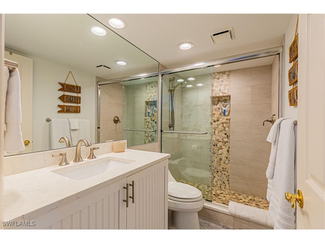 320 Seaview Court #2004 Marco Island FL 34145 226004391 image16