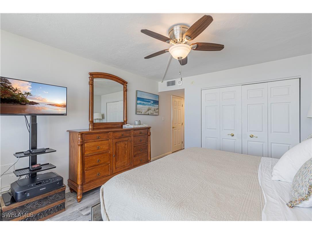 320 Seaview Court #2004 Marco Island FL 34145 226004391 image18