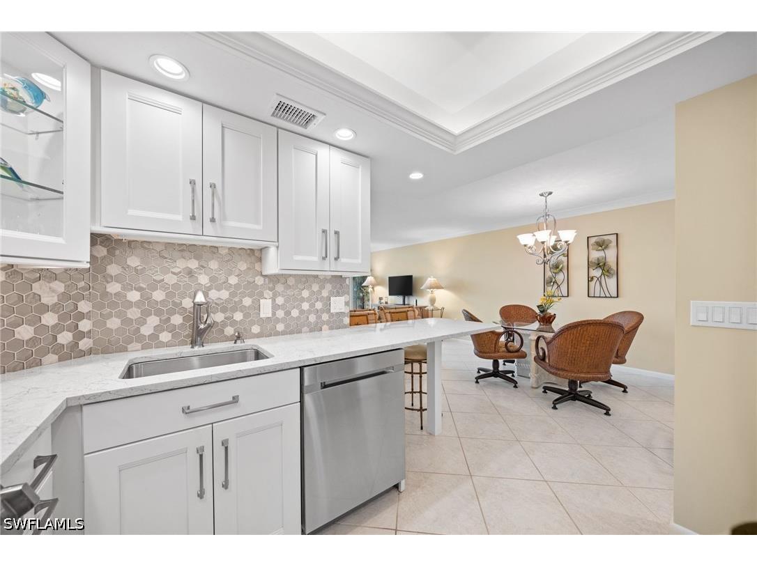 320 Seaview Court #2009 Marco Island FL 34145 226015669 image7