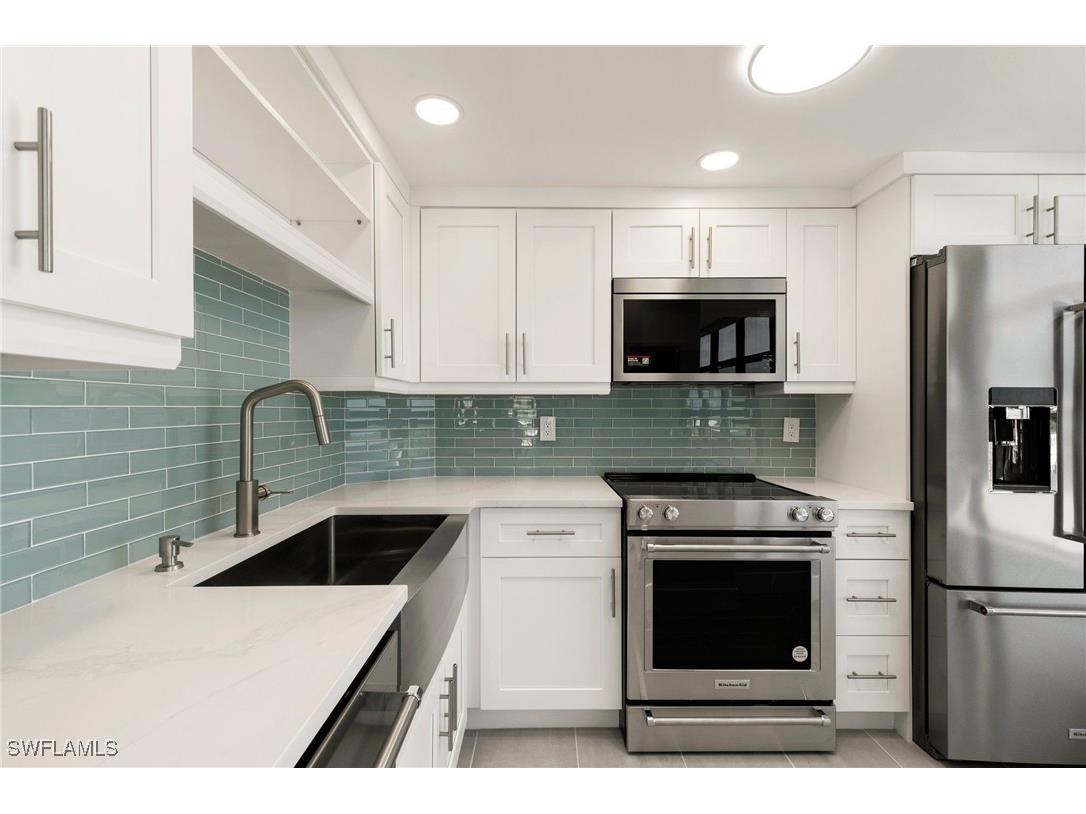 320 Seaview Court #512 Marco Island FL 34145 225083635 image11