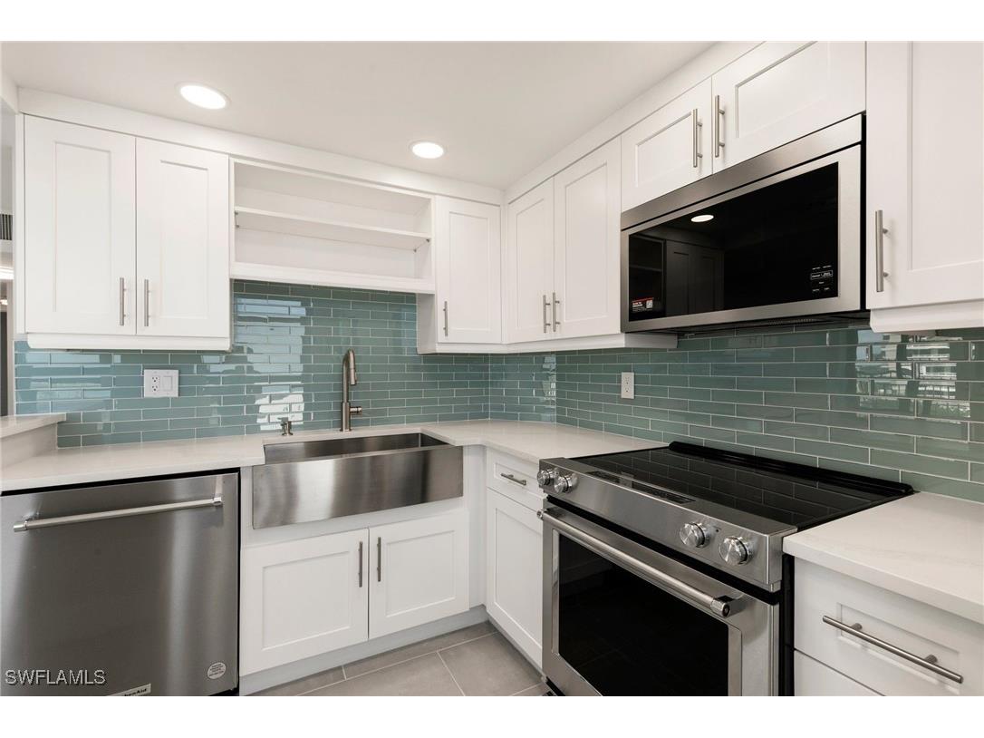 320 Seaview Court #512 Marco Island FL 34145 225083635 image12