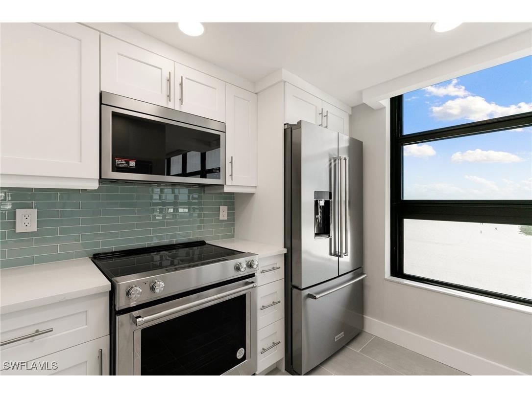 320 Seaview Court #512 Marco Island FL 34145 225083635 image13