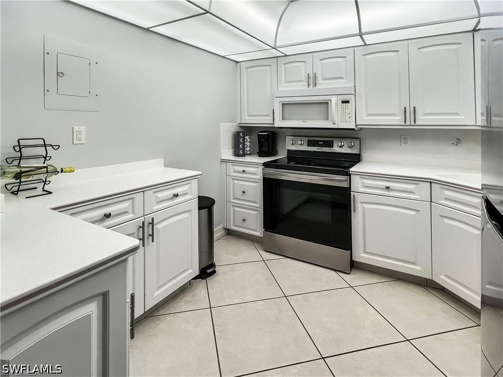 320 Seaview Court #608 Marco Island FL 34145 226023132 image10