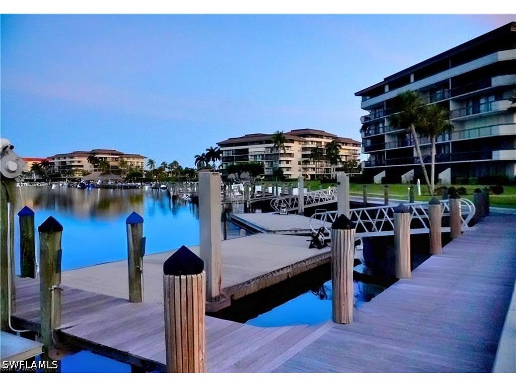 320 Seaview Court #608 Marco Island FL 34145 226023132 image28